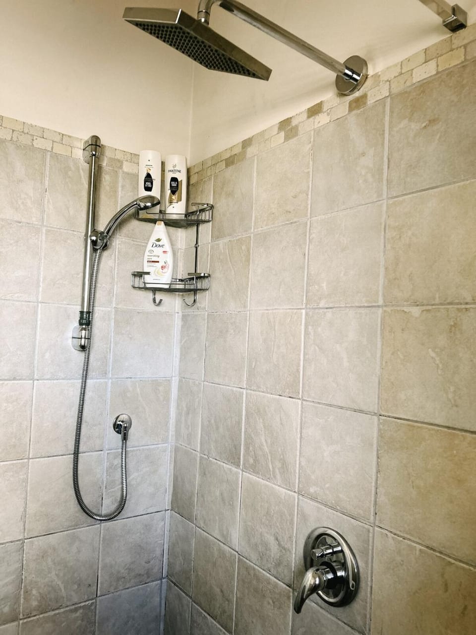 Dottie's charming cottage two bedroom apartment and work space Apartment in Cape Town