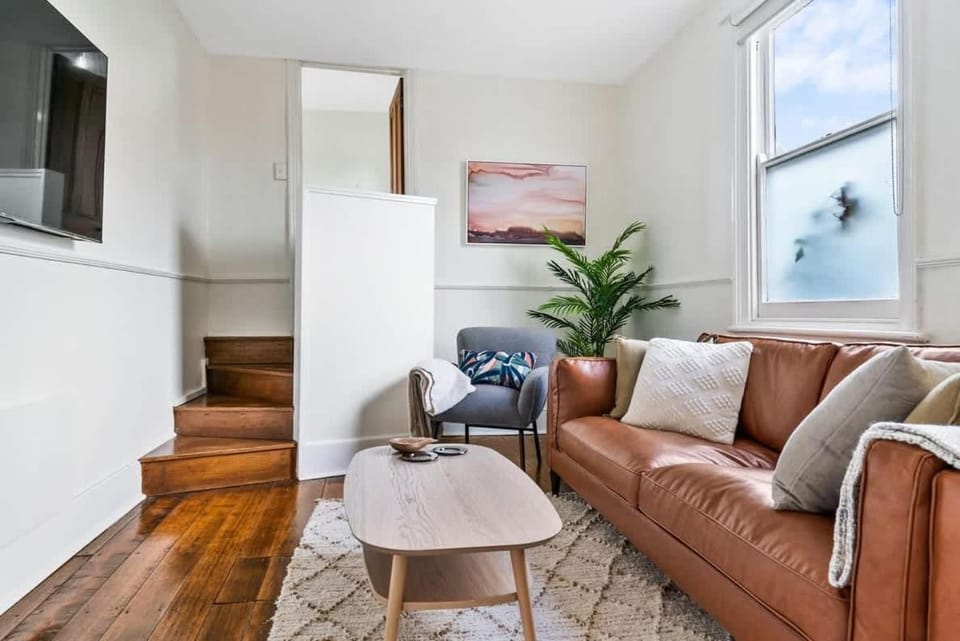 Hobart Heritage Home - Close to CBD & Airport House in Tasmania