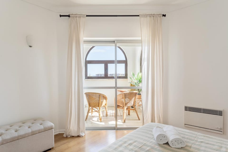 Cascais Ocean View by Homing Apartment in Cascais