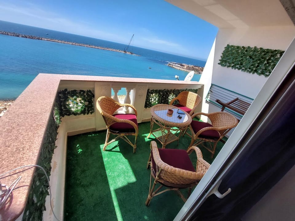Day, View (from property/room), Balcony/Terrace, Balcony/Terrace, Seating area