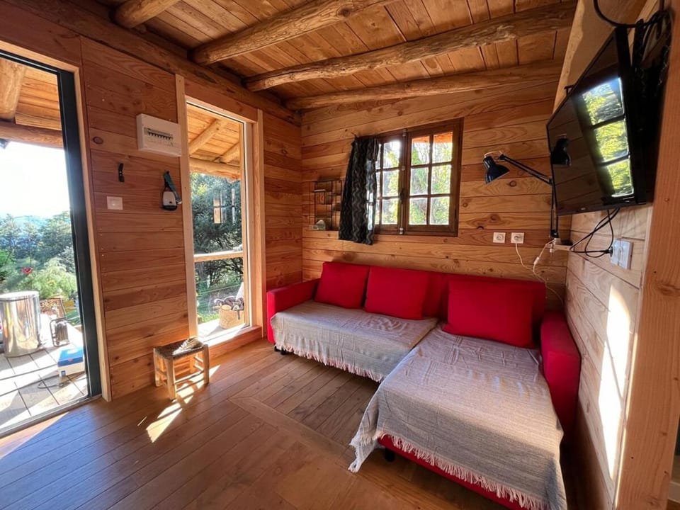 La cabane de Théa et Nino House in Occitanie