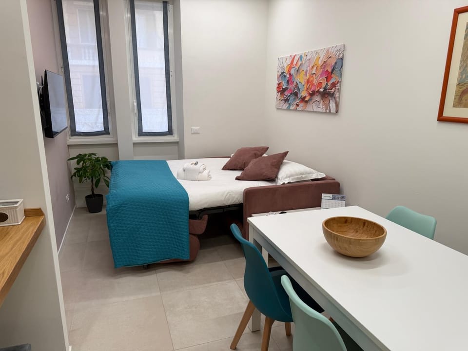 Bed, Living room