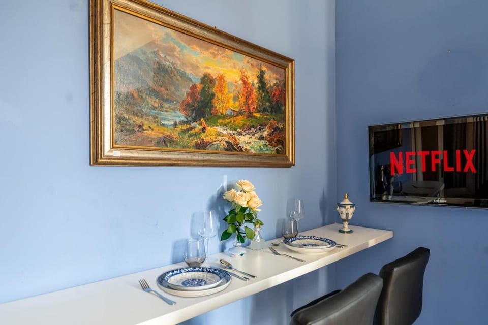 Duomo-Linate Airport - Design Apartment with Wi-Fi Apartment in Milan