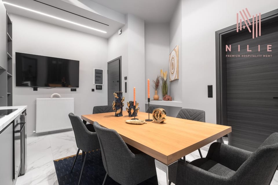 TV and multimedia, Kitchen or kitchenette, Dining area