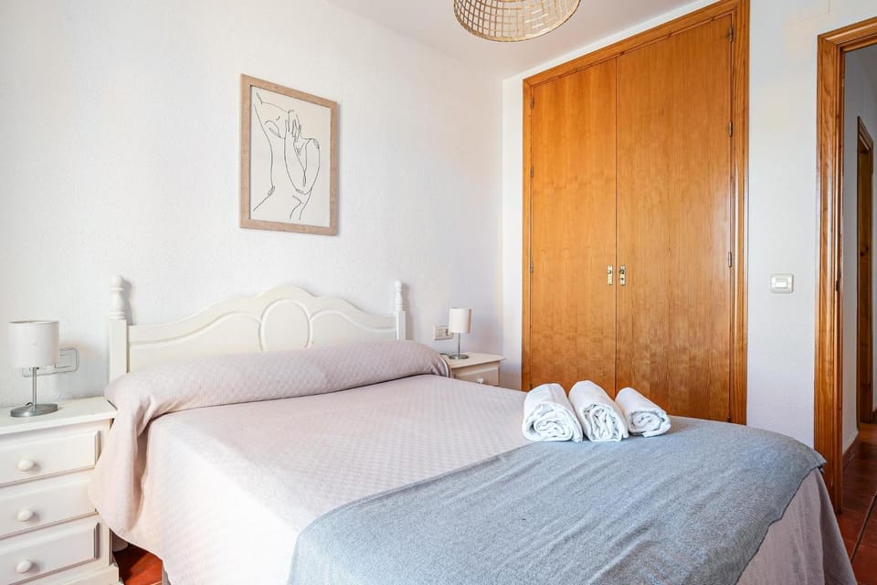 Bed, Photo of the whole room, Bedroom, towels, wardrobe
