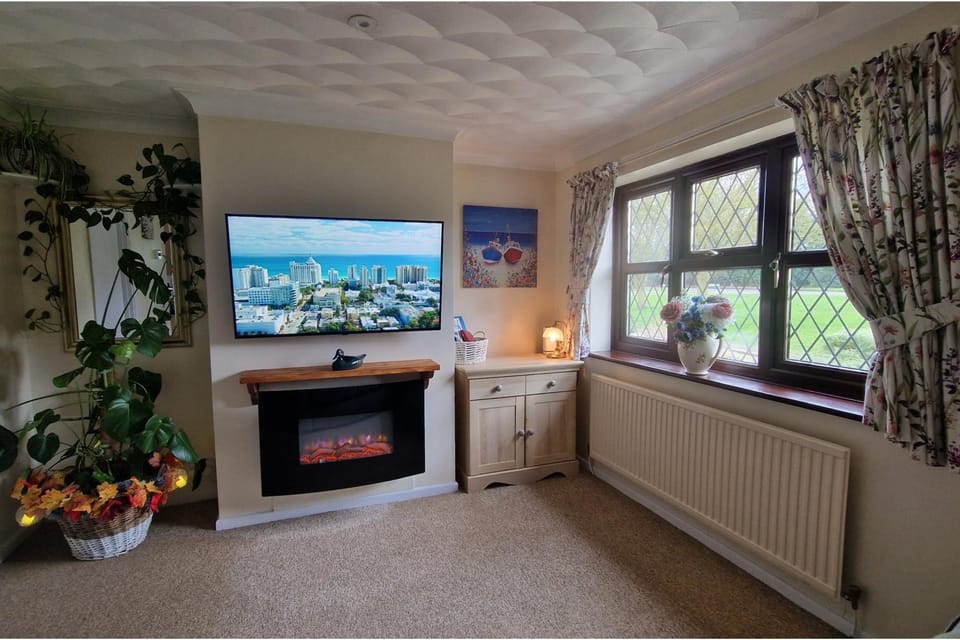 Norfolk Cottage in Seaside village private parking House in Heacham
