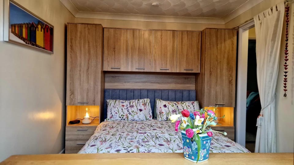 Norfolk Cottage in Seaside village private parking House in Heacham