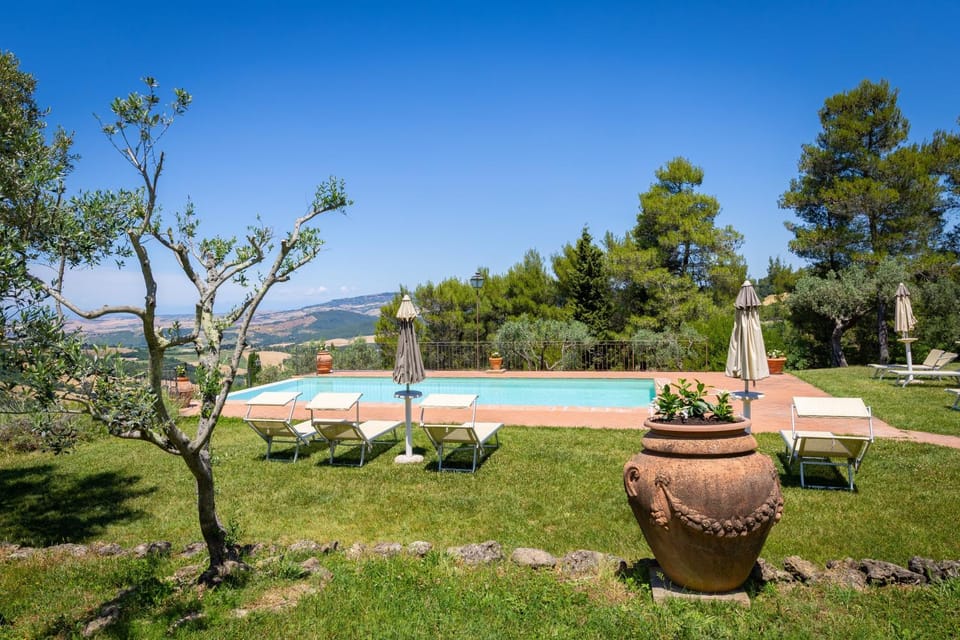 Podere Del Botruccio Farm Stay in Tuscany
