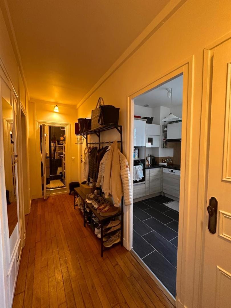 Petit paradis Apartment in Courbevoie