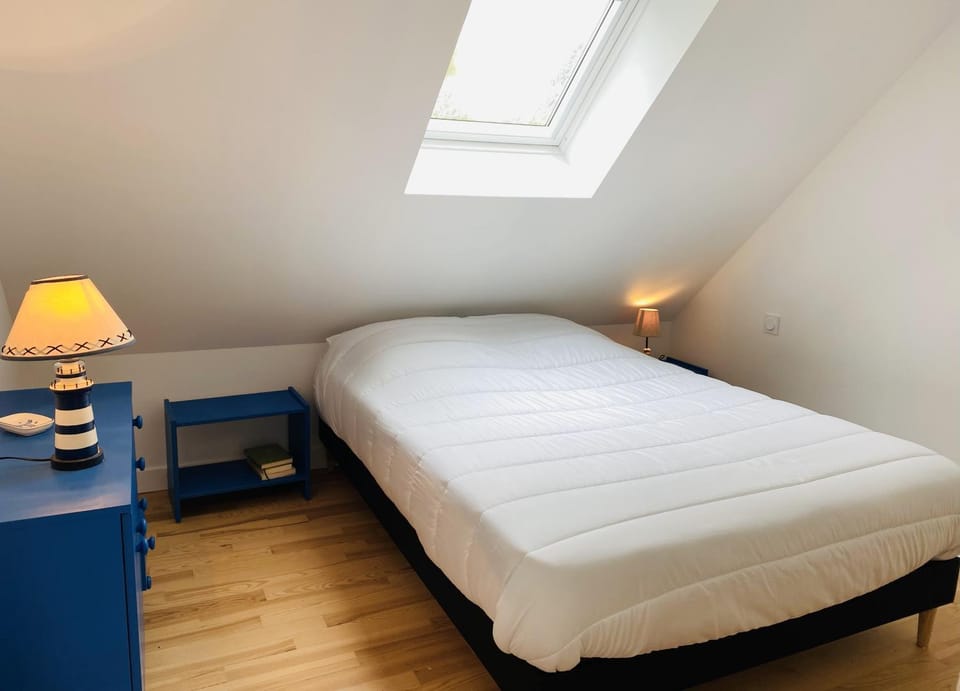 Maison avec WIFI, jardin à 320m de la plage à TREGASTEL - Réf 183 Villa in Trégastel