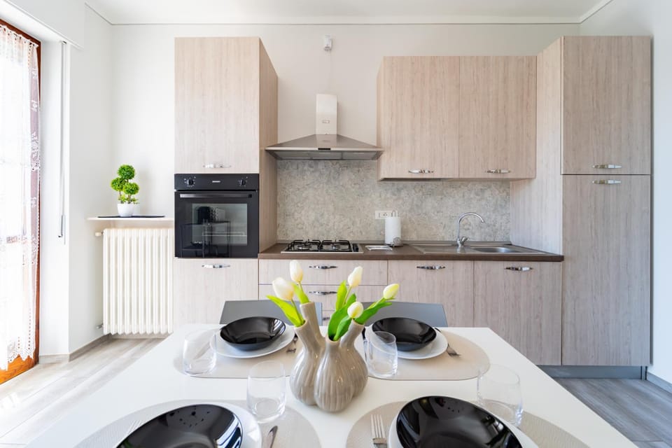 Kitchen or kitchenette, dishwasher, pet friendly, stove