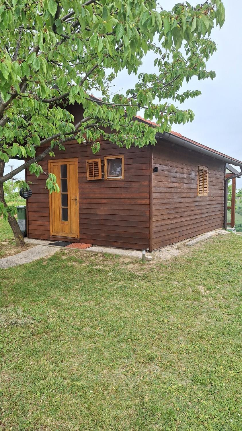 Hiška z razgledom House in Slovenia