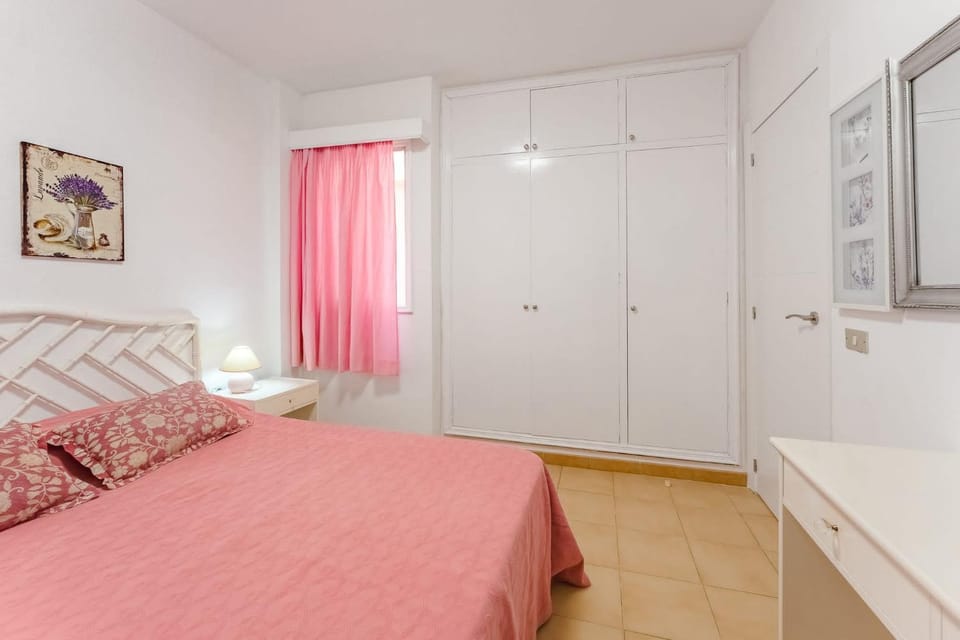 Spacious apartment with the private terrace Apartment in Abona