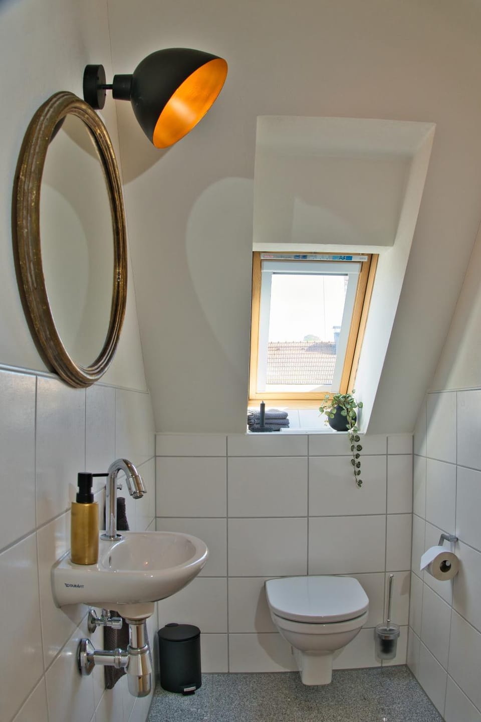 Bathroom, Living room