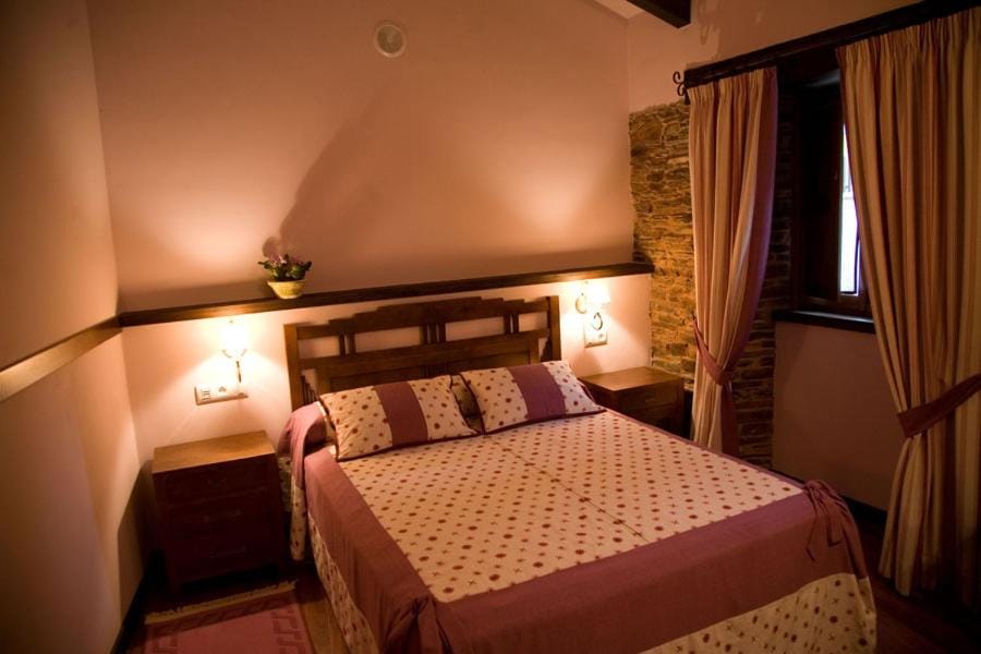 Apartamentos Turisticos A Estacion Apartment in Galicia