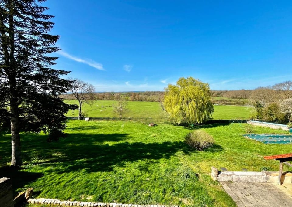 La Villa Saint Pierre Villa in Bourgogne-Franche-Comté