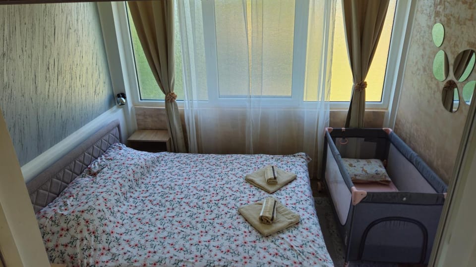 Apartmani Eli SA DVORIŠTEM Apartment in Vojvodina