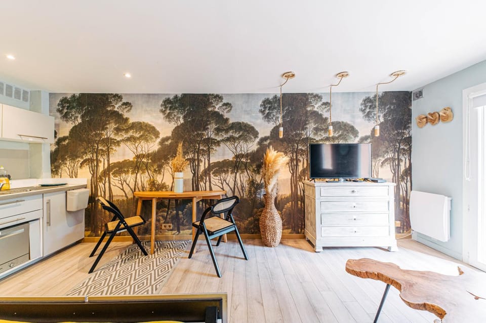 Property building, Living room