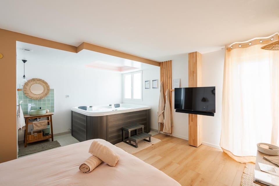 La Parenthèse Gemmoise avec jacuzzi privatif Apartment in Pays de la Loire