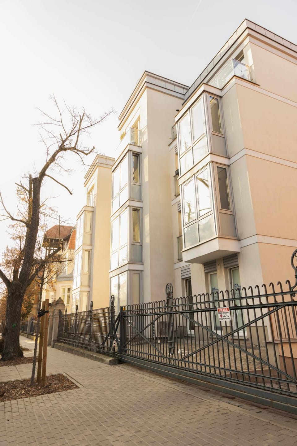 Property building, Day, Neighbourhood, Street view