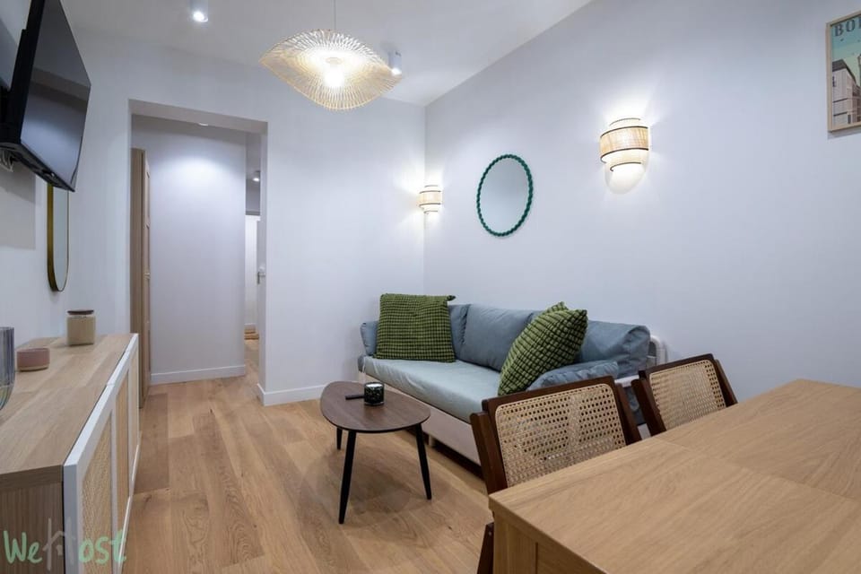 Très Bel Appartement 4 pers Grand Théâtre Apartment in Bordeaux