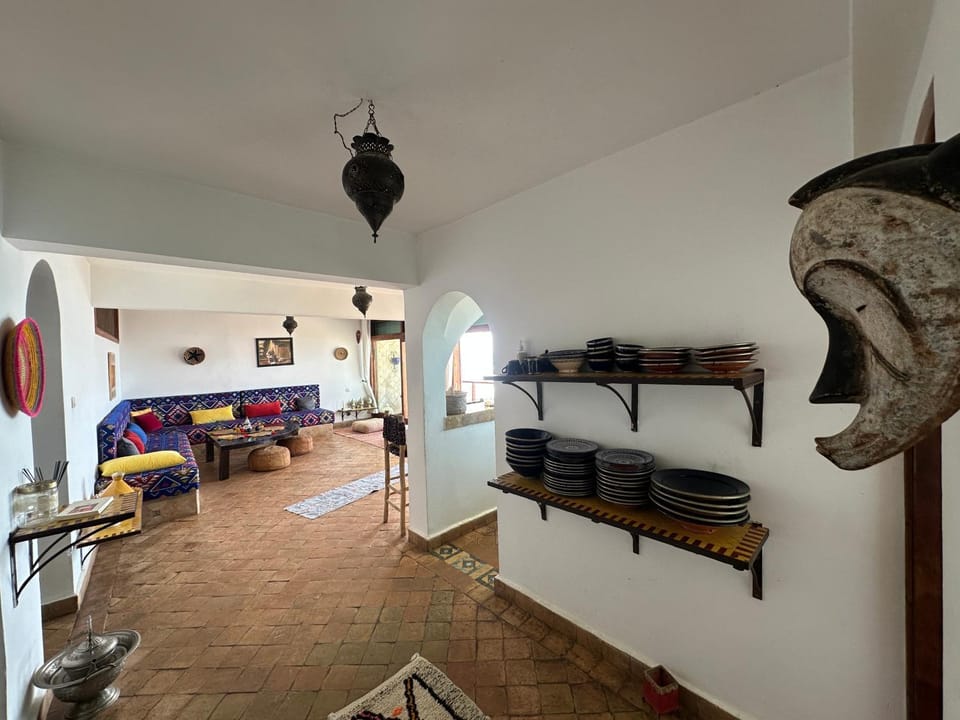 Living room, Photo of the whole room, Seating area