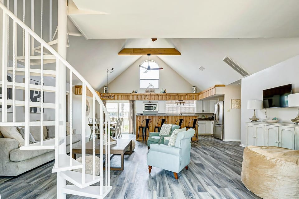 Crystal Oasis House in Bolivar Peninsula