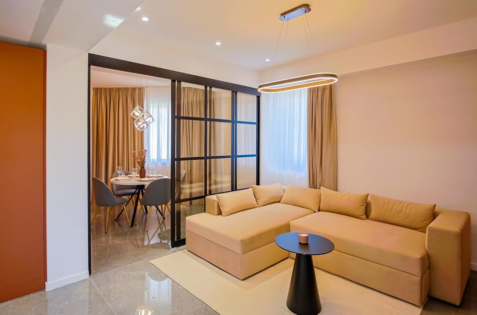 Living room, Seating area, Dining area