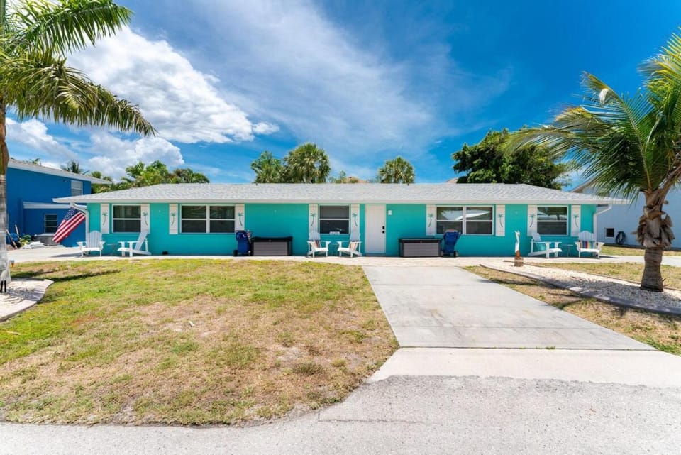 Seaglass Inn House in Manasota Key