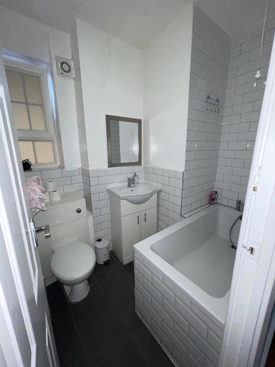 Toilet, Bathroom, Bath