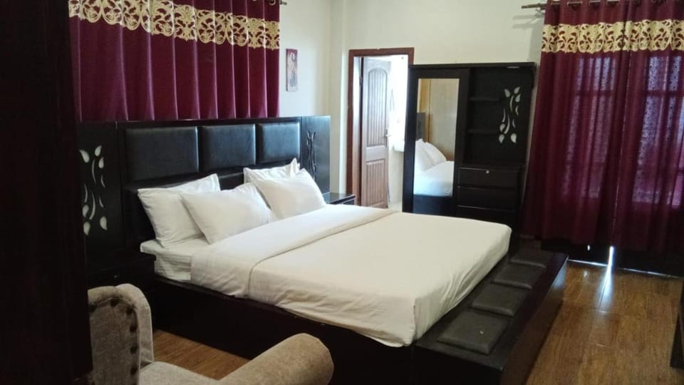 Stair Way To Heaven Apartment in Punjab