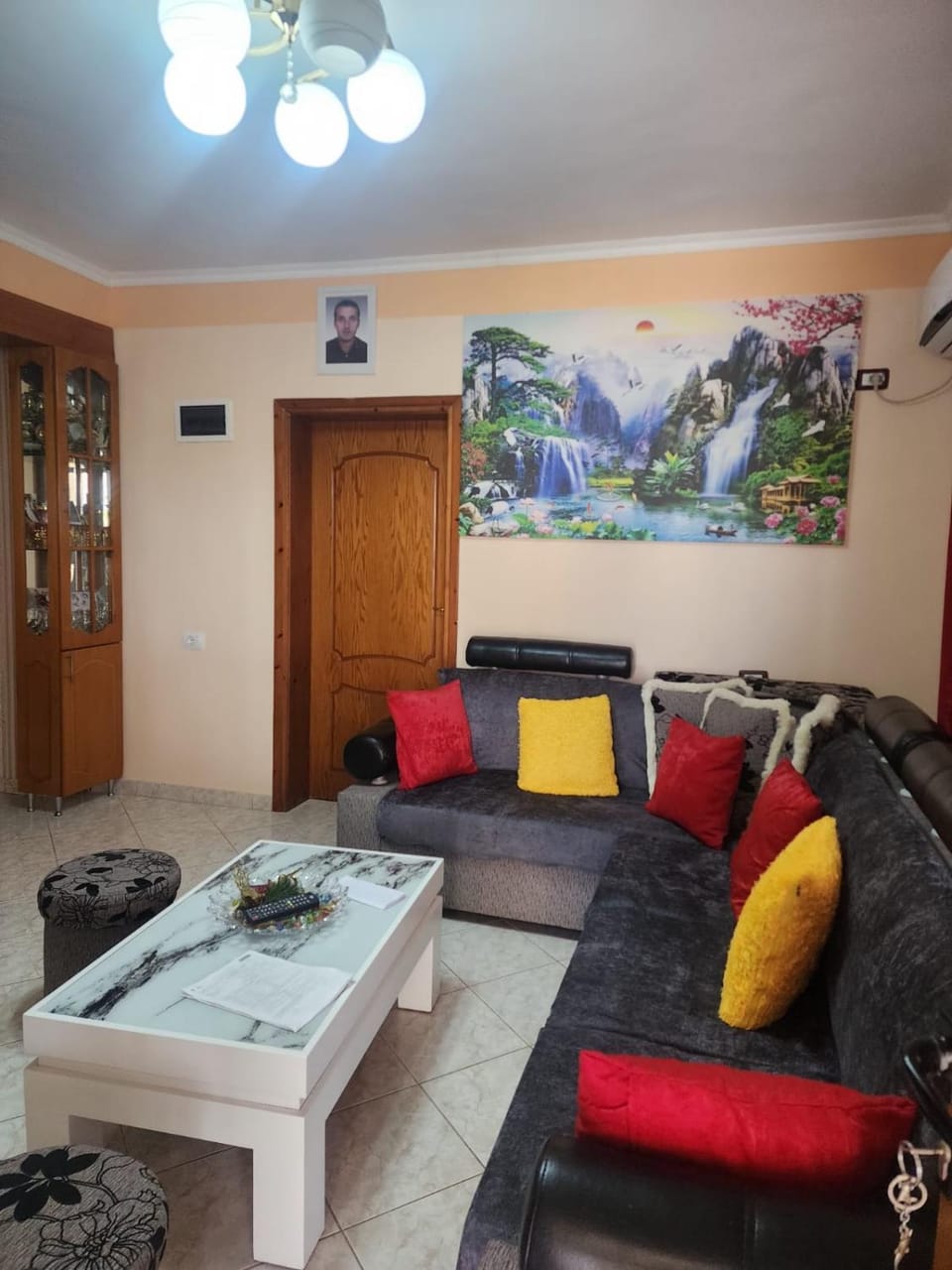 TV and multimedia, Living room, Seating area