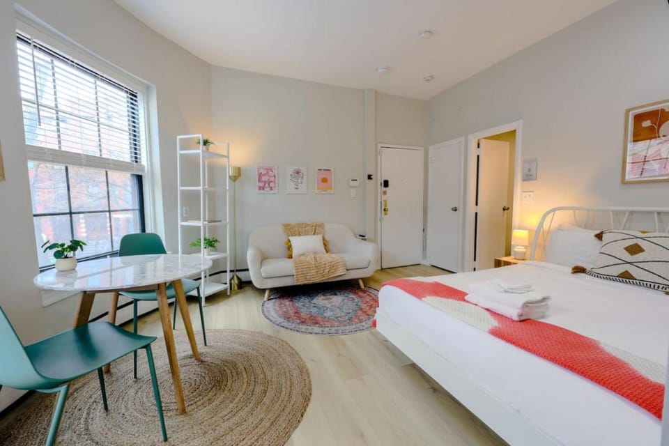 Studio near South End Apartment in Back Bay