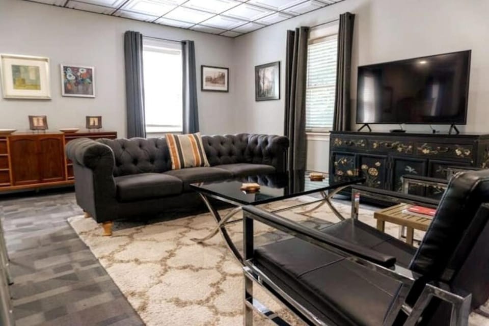 Upstairs Villa at Pine Street Villa in Eureka Springs