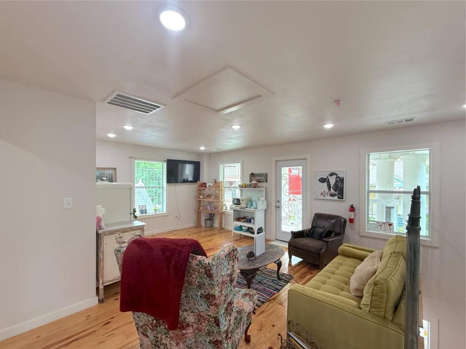 -NEW- Spring Wish - Historical Loop Home- House in Eureka Springs