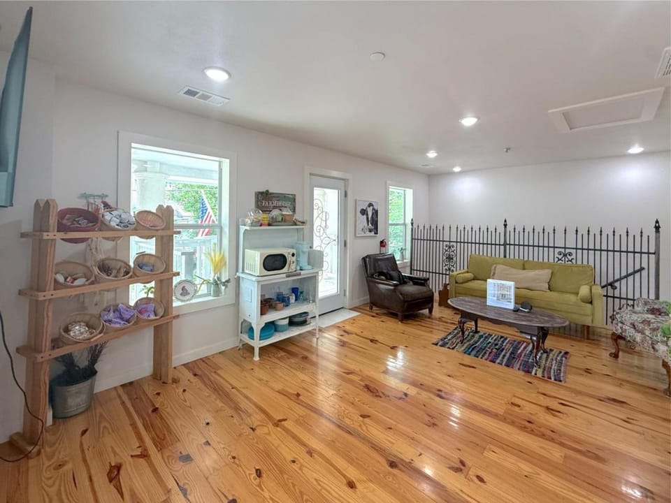 -NEW- Spring Wish - Historical Loop Home- House in Eureka Springs