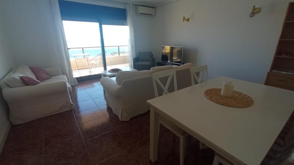 TV and multimedia, Living room, air conditioner