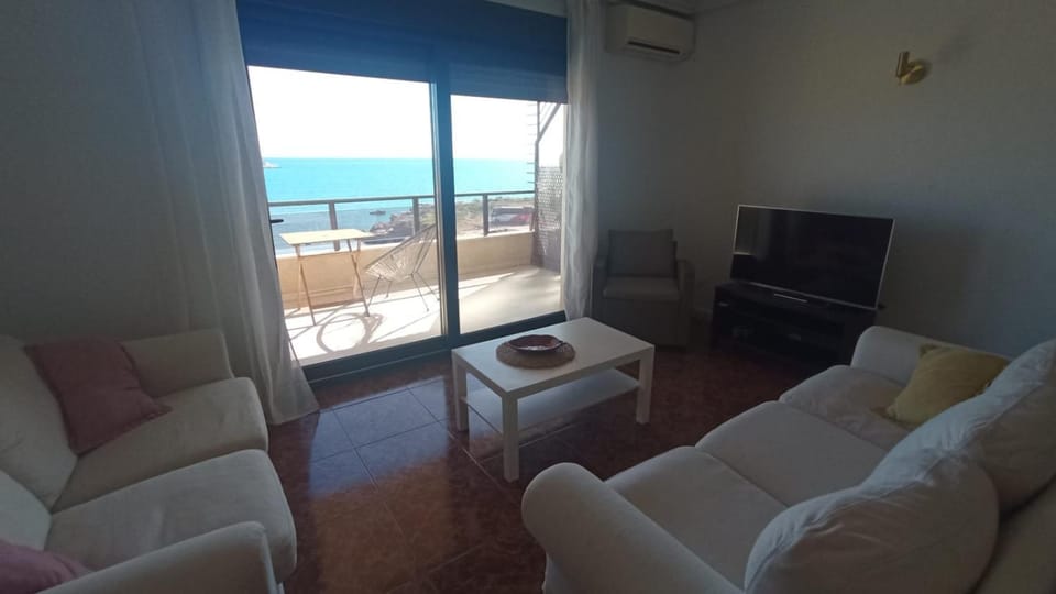 TV and multimedia, Living room, Sea view