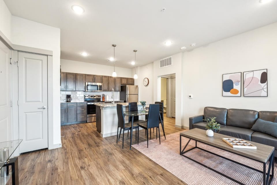 Chisholm Trace 1234 I Spacious 1 Bed 1 Bath Apartment in Cleburne