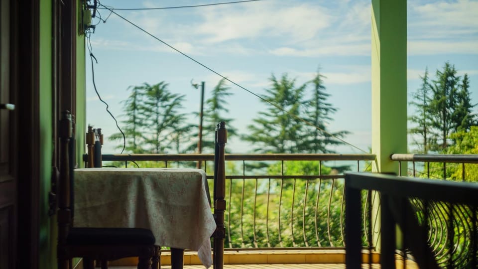 View (from property/room), Garden view, Mountain view, Sea view, Street view