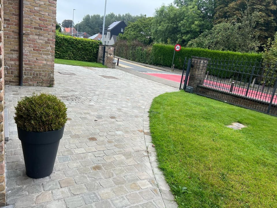 Street view, Parking