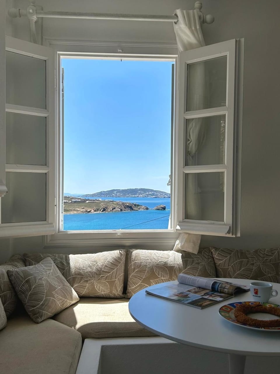 Blue and white Mykonos Apartment in Mykonos, Mikonos 846 00, Greece