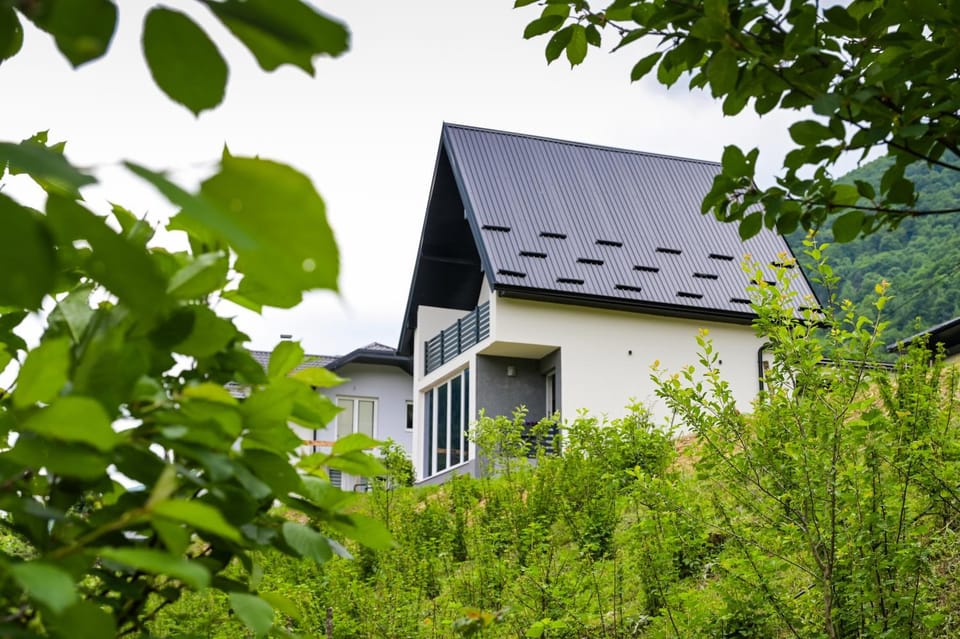 Property building, View (from property/room)