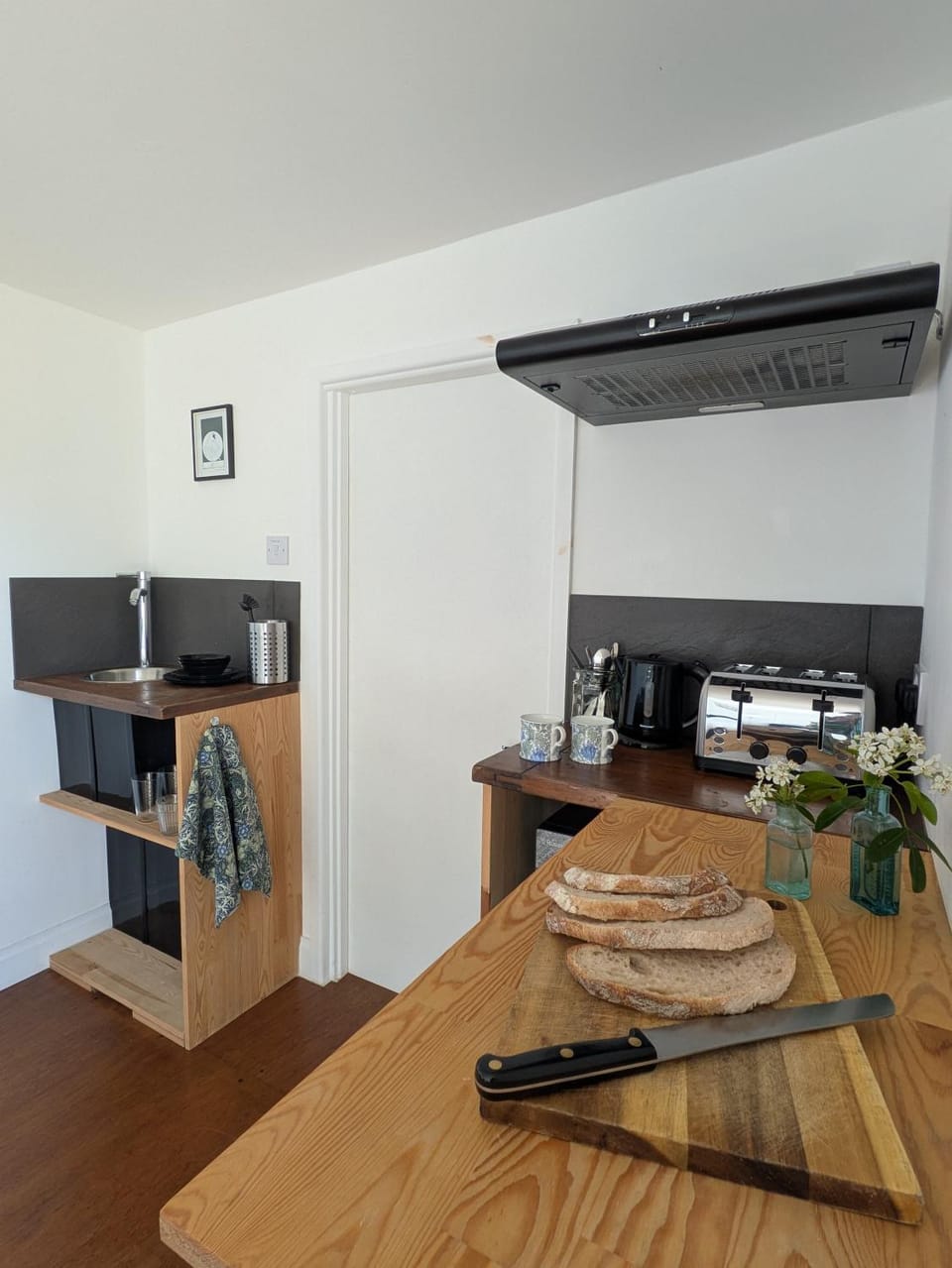 Garden studio near sea Apartment in Torquay