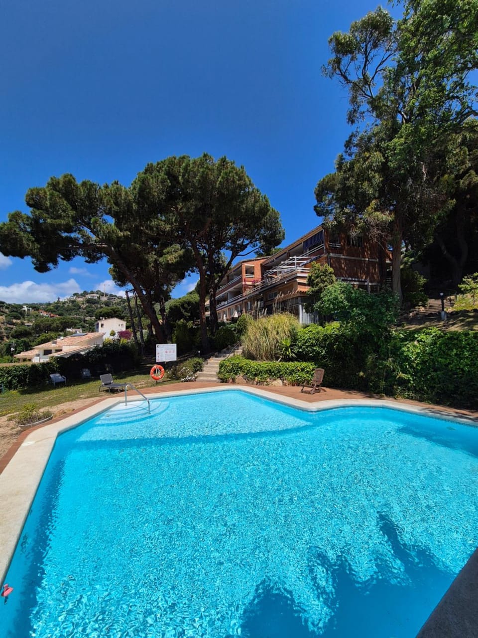 Property building, Swimming pool