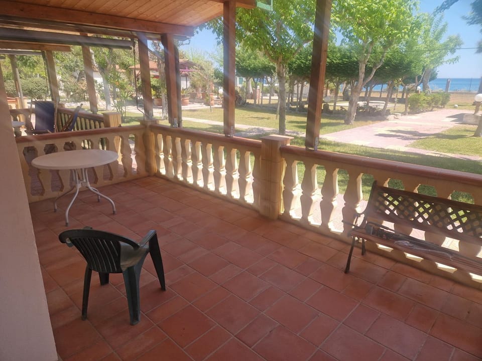 nina's house, villa verde 3 beach House in Calabria