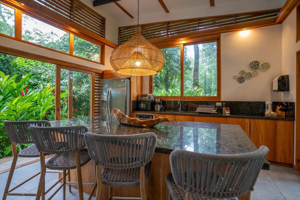 Kitchen or kitchenette, Living room, Dining area, Garden view