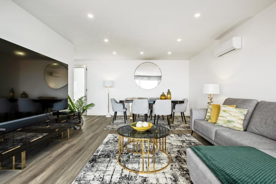 Communal lounge/ TV room, Living room