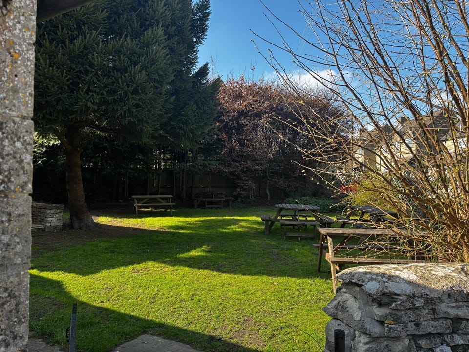 Bear Inn Inn in Stroud District