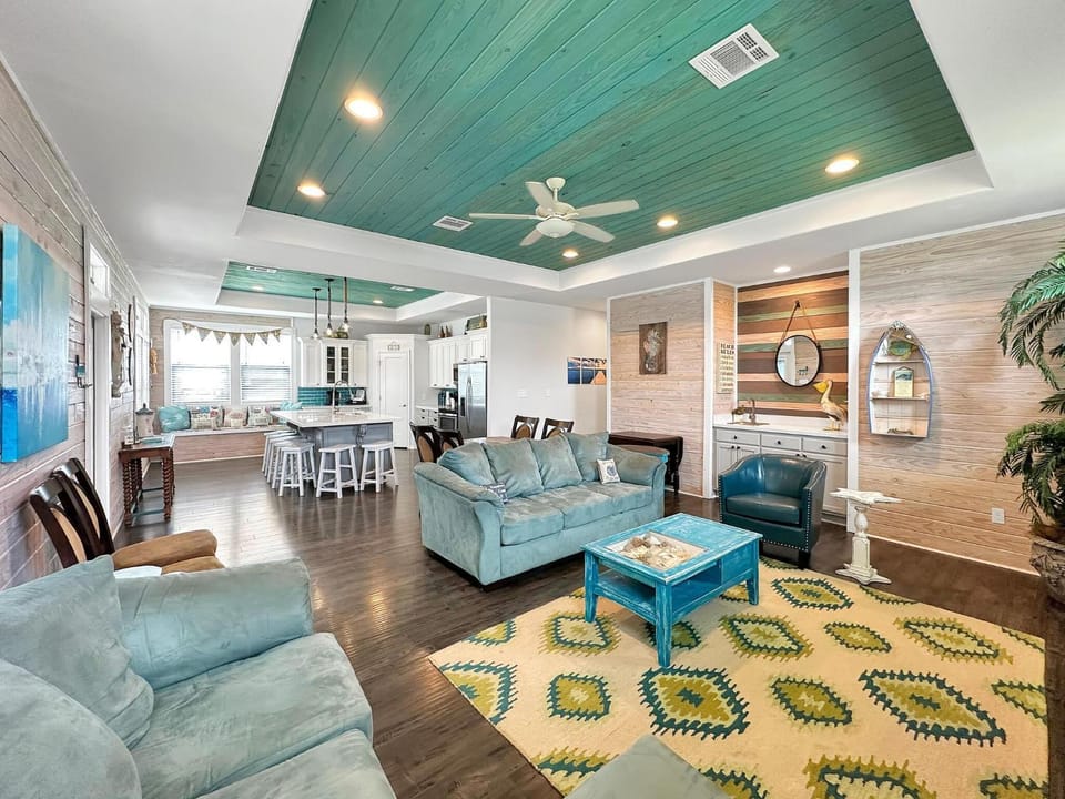 Turtle Beach House in Bolivar Peninsula